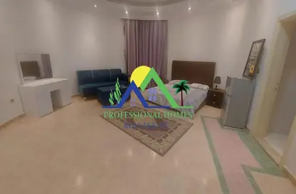 Room / Bedroom image for: Apartment - 1 Bathroom for rent in Zakher - Al Ain, Image 1