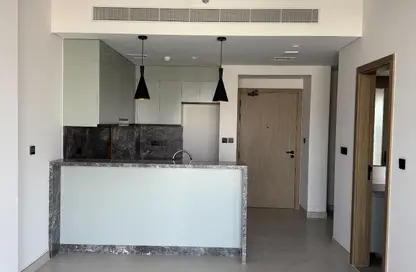 Apartment - 1 Bedroom - 1 Bathroom for sale in Golf Gate - DAMAC Hills - Dubai
