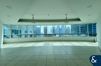 Apartment - 4 Bedrooms for rent in Horizon Tower - Dubai Marina - Dubai