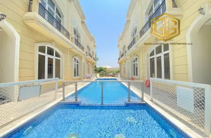 Pool image for: Villa - 4 Bedrooms - 5 Bathrooms for rent in Jumeirah 3 Villas - Jumeirah 3 - Jumeirah - Dubai, Image 1