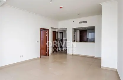 Apartment - 1 Bedroom - 2 Bathrooms for rent in Burj Vista 1 - Burj Vista - Downtown Dubai - Dubai