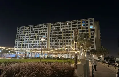 شقة - 1 حمام للبيع في شقق يونا - تاون سكوير - دبي