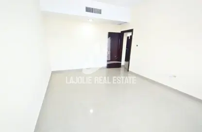 Apartment - 2 Bedrooms - 2 Bathrooms for rent in Al Nahyan Camp - Abu Dhabi