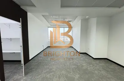 Office Space - Studio - 1 Bathroom for rent in Airport Road - Abu Dhabi
