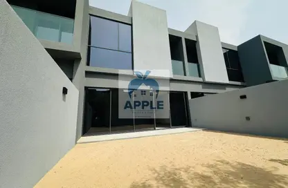 فيلا - 2 غرف نوم - 4 حمامات للايجار في روبينيا - مسار - تلال سيتي - الشارقة