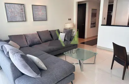 Apartment - 1 Bedroom - 2 Bathrooms for rent in Bonnington Tower - JLT Cluster J - Jumeirah Lake Towers - Dubai