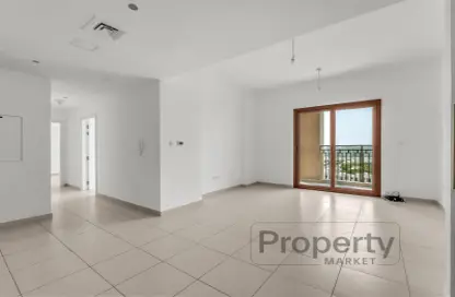 Apartment - 2 Bedrooms - 2 Bathrooms for sale in Zahra Breeze Apartments 4A - Zahra Breeze Apartments - Town Square - Dubai