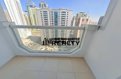 شقة - غرفة نوم - 2 حمامات للايجار في برج الحفيت - شارع التعاون - التعاون - الشارقة