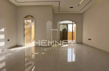 فيلا - 3 غرف نوم - 5 حمامات للايجار في مسكن الامير - قرية الجميرا سركل - دبي
