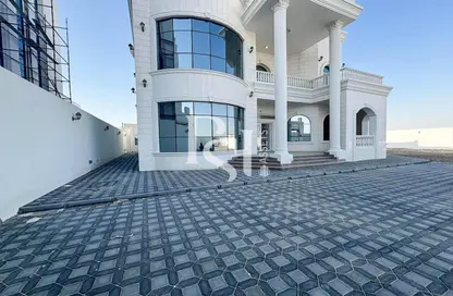 فيلا - 5 غرف نوم - 6 حمامات للايجار في مدينة زايد (مدينة خليفة ج) - مدينة خليفة - أبوظبي