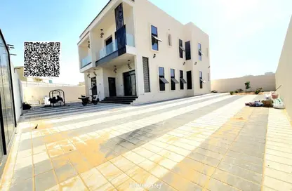 فيلا - 5 غرف نوم - 7 حمامات للبيع في قرية الاميرة - الياسمين - عجمان
