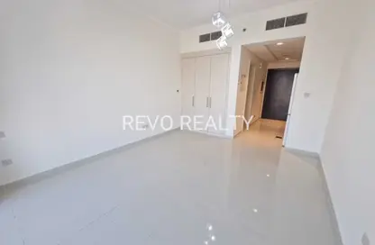 Apartment - Studio for rent in Carson B - Carson - DAMAC Hills - Dubai