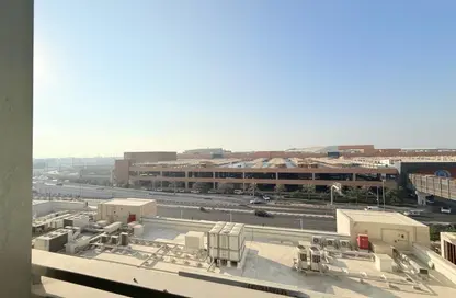 شقة - غرفة نوم - 1 حمام للايجار في زهور 2 - الزاهية - تجارية مويلح - الشارقة