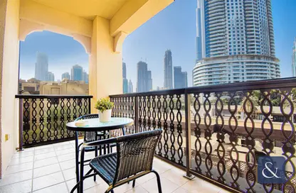 شقة - 3 غرف نوم - 3 حمامات للايجار في ينسون 3 - ينسون - المدينة القديمة - دبي