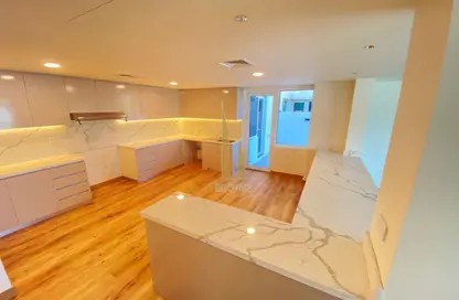 Villa - 5 Bedrooms - 5 Bathrooms for rent in Jumeirah 3 Villas - Jumeirah 3 - Jumeirah - Dubai