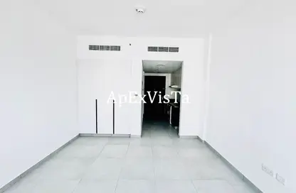 شقة - 1 حمام للايجار في ذا لينك - إيست فييليدج - الجادة - الشارقة