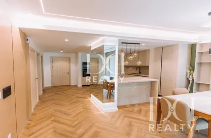 Apartment - 2 Bedrooms - 3 Bathrooms for sale in Jash Hamad - Shoreline Apartments - Palm Jumeirah - Dubai