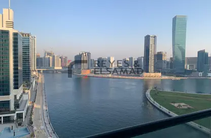 Apartment - 3 Bedrooms - 4 Bathrooms for rent in Bay's Edge - Business Bay - Dubai
