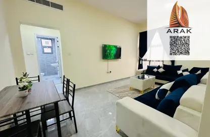 Apartment - 1 Bedroom - 2 Bathrooms for rent in Corniche Tower - Ajman Corniche Road - Ajman