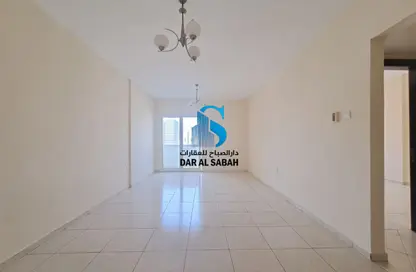 Apartment - 1 Bedroom - 2 Bathrooms for rent in Al Nahda Complex - Al Nahda - Sharjah