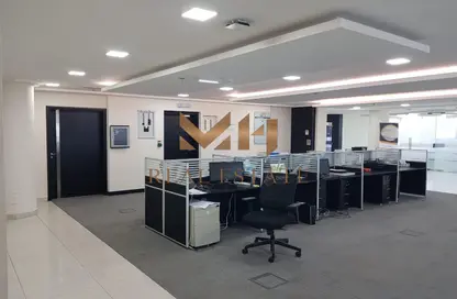 Office Space - Studio - 1 Bathroom for rent in Ministries Complex - Khalifa Park - Eastern Road - Abu Dhabi