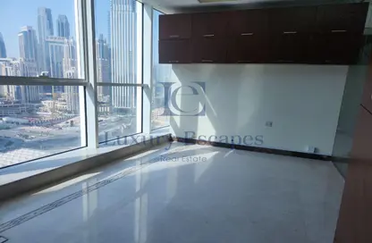 Office Space - Studio - 1 Bathroom for rent in Lake Central - Business Bay - Dubai