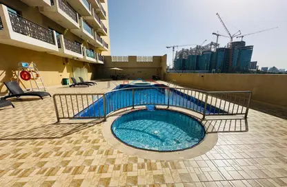 Apartment - 2 Bedrooms - 2 Bathrooms for sale in Al Jaddaf - Dubai