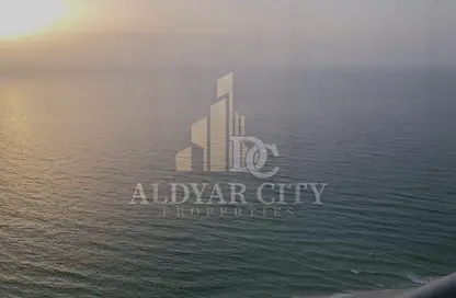 شقة - 2 غرف نوم - 2 حمامات للايجار في مساكن كورنيش عجمان - طريق كورنيش عجمان - عجمان