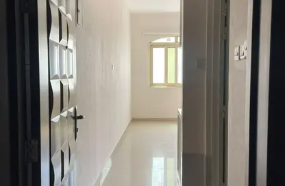 Apartment - Studio - 1 Bathroom for rent in Muwaileh - Sharjah