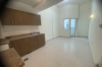 Apartment - 1 Bedroom - 2 Bathrooms for rent in Desert Group 11 - Al Warqa'a 1 - Al Warqa'a - Dubai