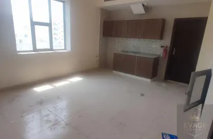 شقة - 1 حمام للايجار في ابراج الديوان - النخيل 2 - النخيل - عجمان