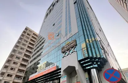 Apartment - 3 Bedrooms - 3 Bathrooms for rent in Emirates Tower - Hamdan Street - Abu Dhabi
