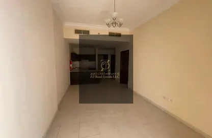 Apartment - 1 Bedroom - 2 Bathrooms for sale in Emirates Lake Tower 2 - Emirates Lake Towers - Emirates City - Ajman