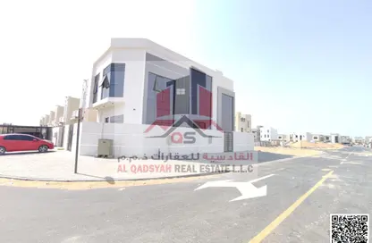 فيلا - 4 غرف نوم - 6 حمامات للايجار في الحليو 2 - الحليو - عجمان