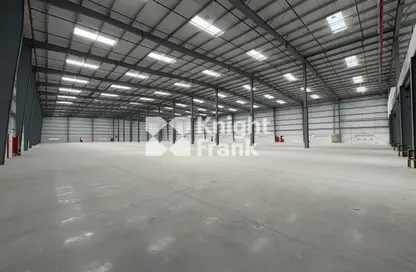 Warehouse - Studio for rent in Phase 2 - Dubai Investment Park (DIP) - Dubai