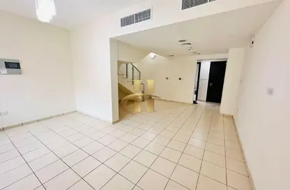 فيلا - 4 غرف نوم - 5 حمامات للايجار في الصيف 2 - الصيف - سيزون كوميونيتي - منطقة 15 - قرية جميرا الدائرية - دبي