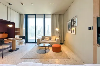 شقة - 1 حمام للايجار في رأسًا على عقب - الخليج التجاري - دبي