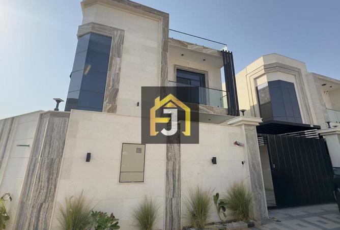 15218500 - Property Image 2