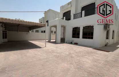 فيلا - 4 غرف نوم - 5 حمامات للايجار في فلل جميرا 3 - جميرا 3 - الجميرا - دبي