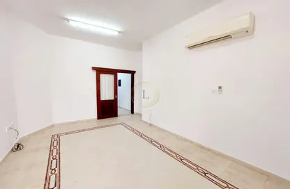 Apartment - 2 Bedrooms - 3 Bathrooms for rent in Slemi - Al Jimi - Al Ain