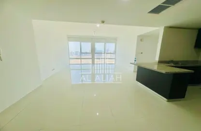 Kitchen image for: Apartment - 2 Bedrooms - 2 Bathrooms for rent in Horizon Tower B - City Of Lights - Al Reem Island - Abu Dhabi, Image 1