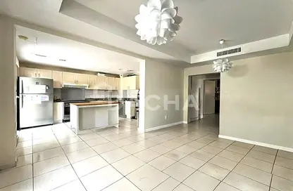 Villa - 2 Bedrooms - 3 Bathrooms for rent in Springs 2 - The Springs - Dubai