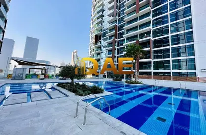 صورة لـ حوض سباحة شقة - 2 غرف نوم - 3 حمامات للبيع في مساكن بارك غايت - الكفاف - دبي ، صورة رقم 1