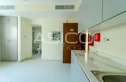 Apartment - Studio - 1 Bathroom for rent in Juma Al Majid Building - Al Muraqqabat - Deira - Dubai