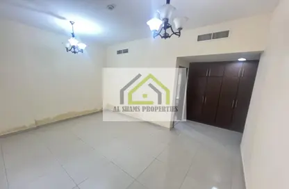 Apartment - 1 Bedroom - 2 Bathrooms for rent in Muwaileh 29 Building - Muwaileh - Sharjah