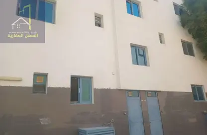 عمارة بالكامل - استوديو - 8 حمامات للبيع في مجمع مويلح - تجارية مويلح - الشارقة