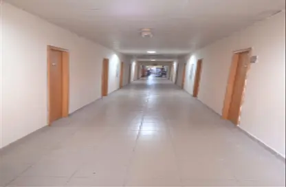 سكن عمال - استوديو - 8 حمامات للايجار في المرحلة 1 - مجمع دبي للإستثمار - دبي