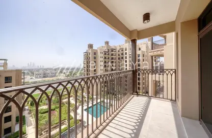 Apartment - 3 Bedrooms - 3 Bathrooms for sale in Asayel - Madinat Jumeirah Living - Umm Suqeim - Dubai