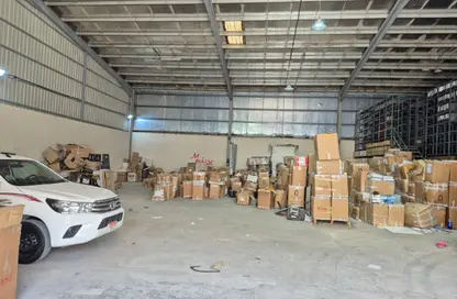 Warehouse - Studio - 2 Bathrooms for rent in Mussafah Industrial Area - Mussafah - Abu Dhabi