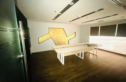 Office Space - Studio - 1 Bathroom for rent in Fairmont Hotel - Sheikh Zayed Road - Dubai